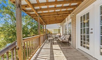 4131 20th Ave, Bay St. Louis, MS 39520