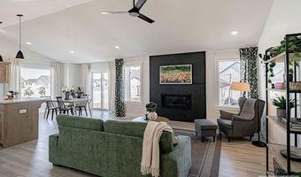 576 Hollow Dr, Ammon, ID 83401