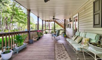 107 Jacks Ln, Bonneau, SC 29431