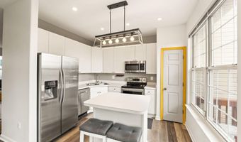 21071 MOSSY GLEN Ter, Ashburn, VA 20147