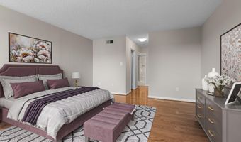 1101 S ARLINGTON RIDGE Rd 214, Arlington, VA 22202