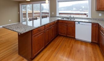 135 Middlesex Ave, Chester, CT 06412