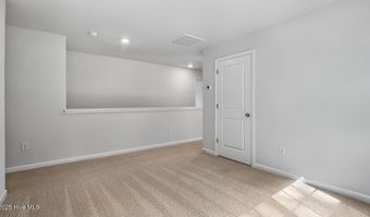 1049 Misty Creek Dr, Aberdeen, NC 28315