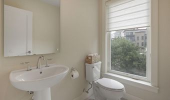 10374 JACOBSEN St, Bethesda, MD 20817