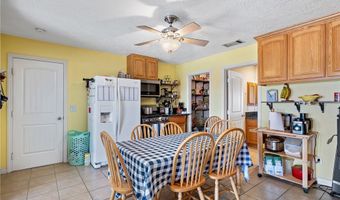 13850 Nightshade Rd, Apple Valley, CA 92307