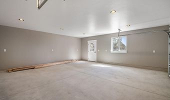 25480 Bachelor Ln, Bend, OR 97701