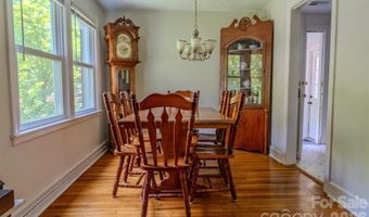 261 Forest Hill Dr, Asheville, NC 28803