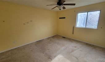2811 Vineyard Dr, Arnold, MO 63010