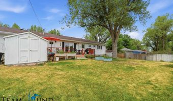 3621 Valley Rd, Casper, WY 82604
