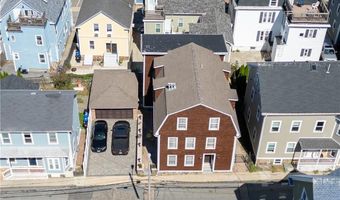 30 Brewer St 3, Newport, RI 02840