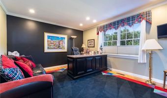 16 Central St, Charlestown, RI 02813