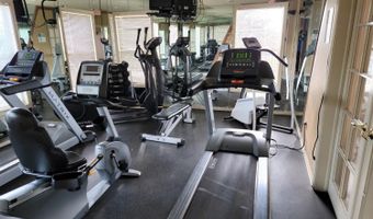 2765 Barclay Way, Ann Arbor, MI 48105