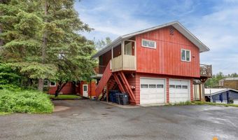 1558 E St, Anchorage, AK 99501