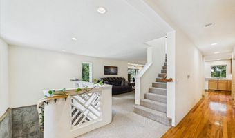 448 Tanglewood Rd, Arcata, CA 95521