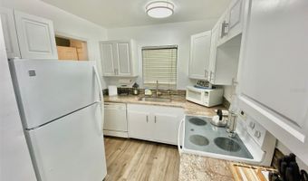 1222 VILLA Ln 136, Apopka, FL 32712