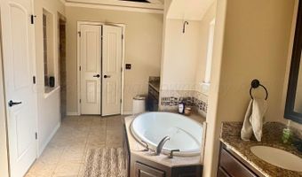 7407 Ledgestone Dr, Amarillo, TX 79119