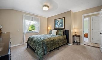 16 Lakeridge Dr, Adrian, MI 49221