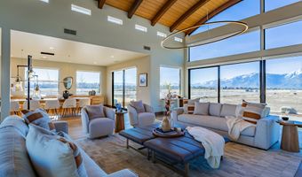 557 Wyatt Ln, Gardnerville, NV 89460
