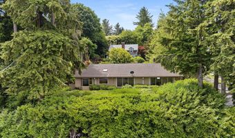 1228 11TH St, Astoria, OR 97103