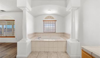 12922 Lompoc, Apple Valley, CA 92308
