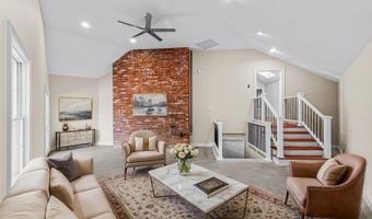 12 Laomatong Way, Bedminster, NJ 07921