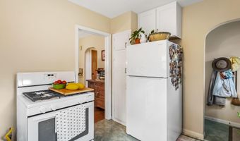156 E Weisheimer Rd, Columbus, OH 43214