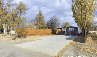 23 3rd Ave W, Deaver, WY 82421