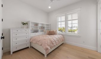 403 N SHORE Dr, Anna Maria, FL 34216