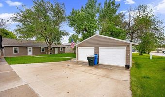 310 Summit St, Belle Fourche, SD 57717
