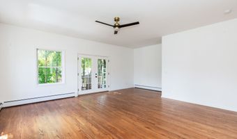 8 James St, Danbury, CT 06810