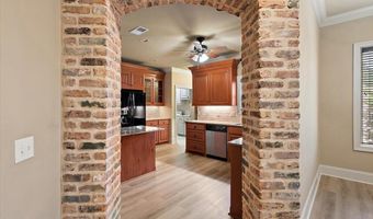 877 Willow Grande Cir, Brandon, MS 39047