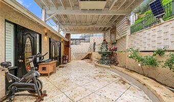 2639 Round, Los Angeles, CA 90032