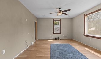402 E Broadway, Rock Springs, WI 53961