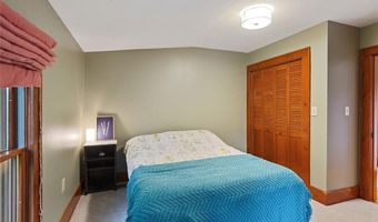 230 Excelsior Ave N, Annandale, MN 55302