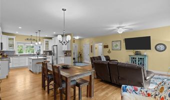 106 White Pines Trl, Charlestown, RI 02813