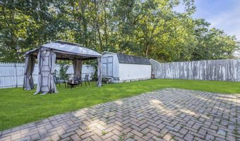 47 Deer Run Dr S, Barnegat, NJ 08005