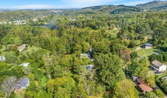 127 Jonestown Rd, Asheville, NC 28804