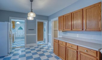 12 W MISPILLION St, Harrington, DE 19952