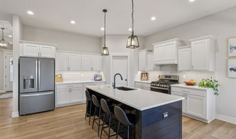 1404 NW Arbor Dr, Ankeny, IA 50023