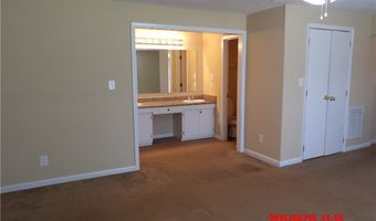 301 W Vinson Ave, Autryville, NC 28318