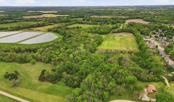 757 N Hanover St, Auburn, KS 66402