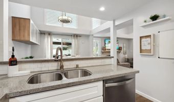 6951 Quiet Cove Dr, Carlsbad, CA 92011