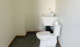 421 S 392nd Ave, Aberdeen, SD 57401