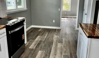 309 E Wayne St, Adel, GA 31632