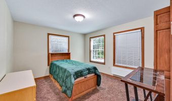 42 Lee Dr, Albion, ME 04910