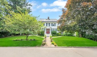 118 Grant Ave, Albertson, NY 11507