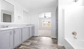 2495 W TEPEE St, Apache Junction, AZ 85120