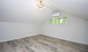 1706 SIMPSON St, Alexander City, AL 35010