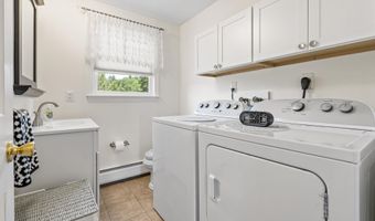 479 Donald St, Bedford, NH 03110