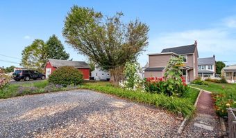 120 W 2ND St, Alburtis, PA 18011